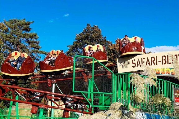 Die Fahrgeschäfte des Parks wurden gerne ausprobiert