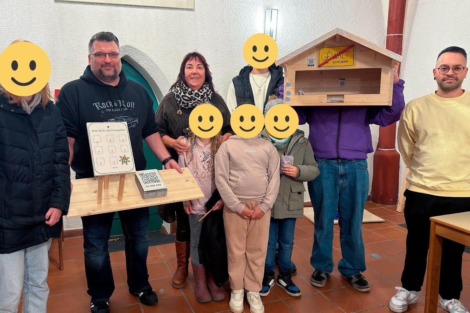 Präsentation der Modelle für den Kinderrechtepfad