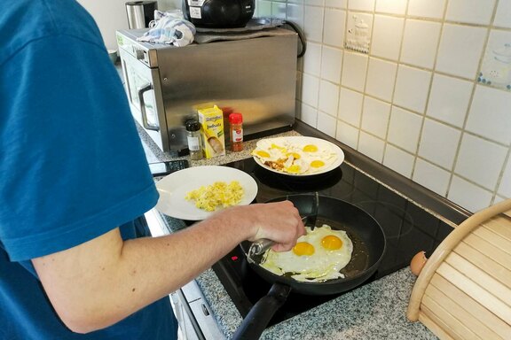 Jeder kocht einmal pro Woche für die Gruppe