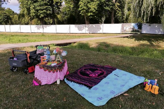 EvA im Park mit Spielangeboten und Getränken
