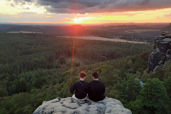 Wunderschöner Sonnenuntergang Wunderschöner Sonnenuntergang