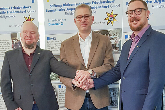 Stephan Drüen (mitte) und das neue Leitungsduo Matthias Fickler (re.) und Axel Kuss  