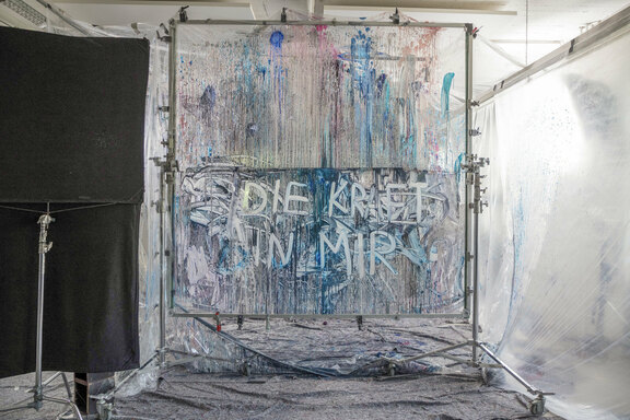 Dreh beim Action Painting