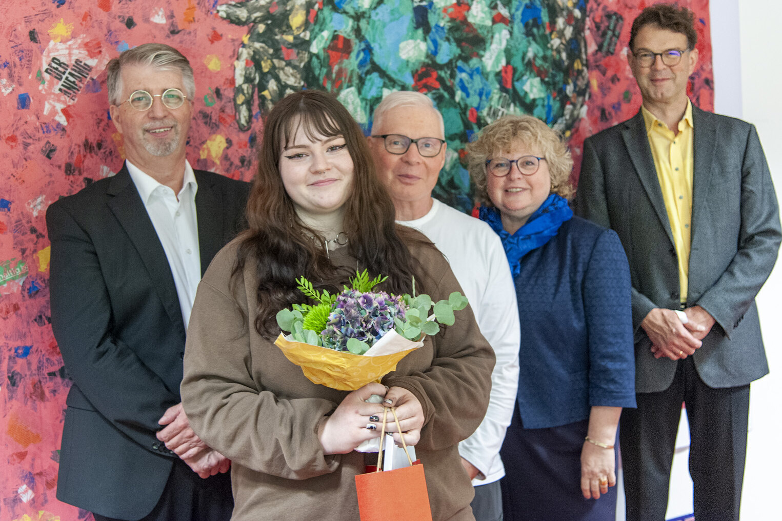 Gruppenbild mit Gratulanten