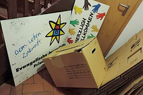 Die Kisten sind gepackt, jetzt kann es losgehen Die Kisten sind gepackt, jetzt kann es losgehen