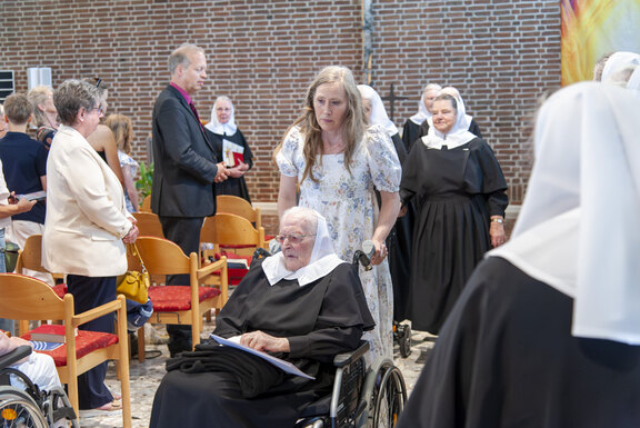 Gottesdienst mit Jubilarinnenehrung