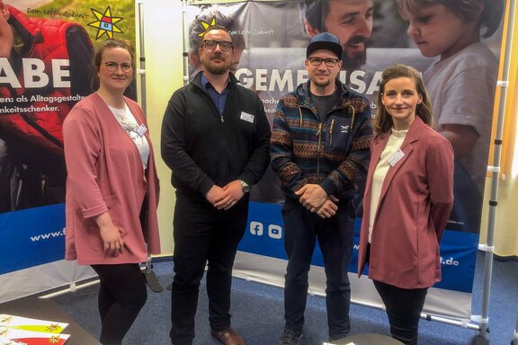 Informierten über Perspektiven und Arbeitsfelder: (v. l.) Madlen Engelmann, Matthias Fickler, Heiko Teske und Stephanie Schütte Informierten über Perspektiven und Arbeitsfelder: (v. l.) Madlen Engelmann, Matthias Fickler, Heiko Teske und Stephanie Schütte