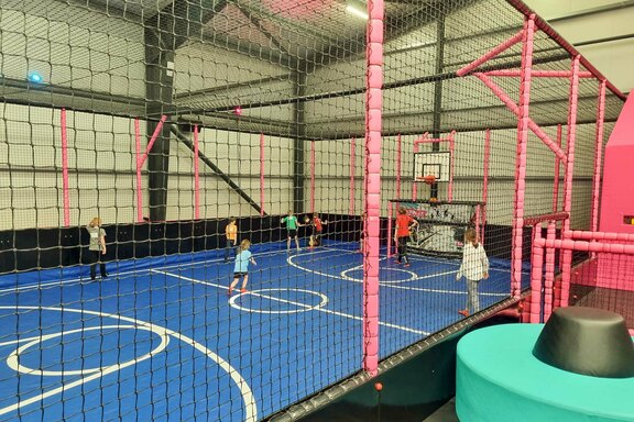 Es wurde gesprungen und getobt Es wurde gesprungen und getobt