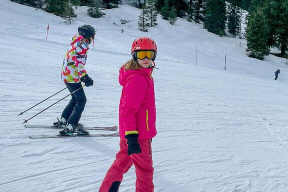 Gemeinsam ging es den Abhang herunter