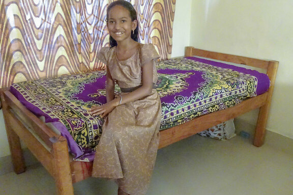 Matratzen für die Kinder in den Wohnheimen sorgen für ein ganz neues Schlaferlebnis. Die Matratzen aus Deutschland hatte der Vater von Lisa Illner aquiriert.