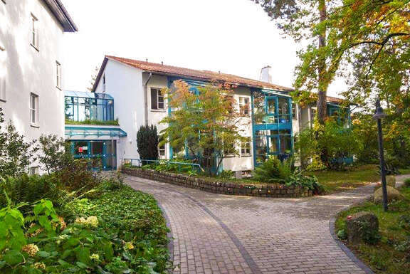 Eingang in den Garten von Haus Mozartstraße 21-22