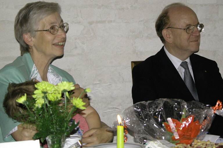 Pastor Holtz und Frau