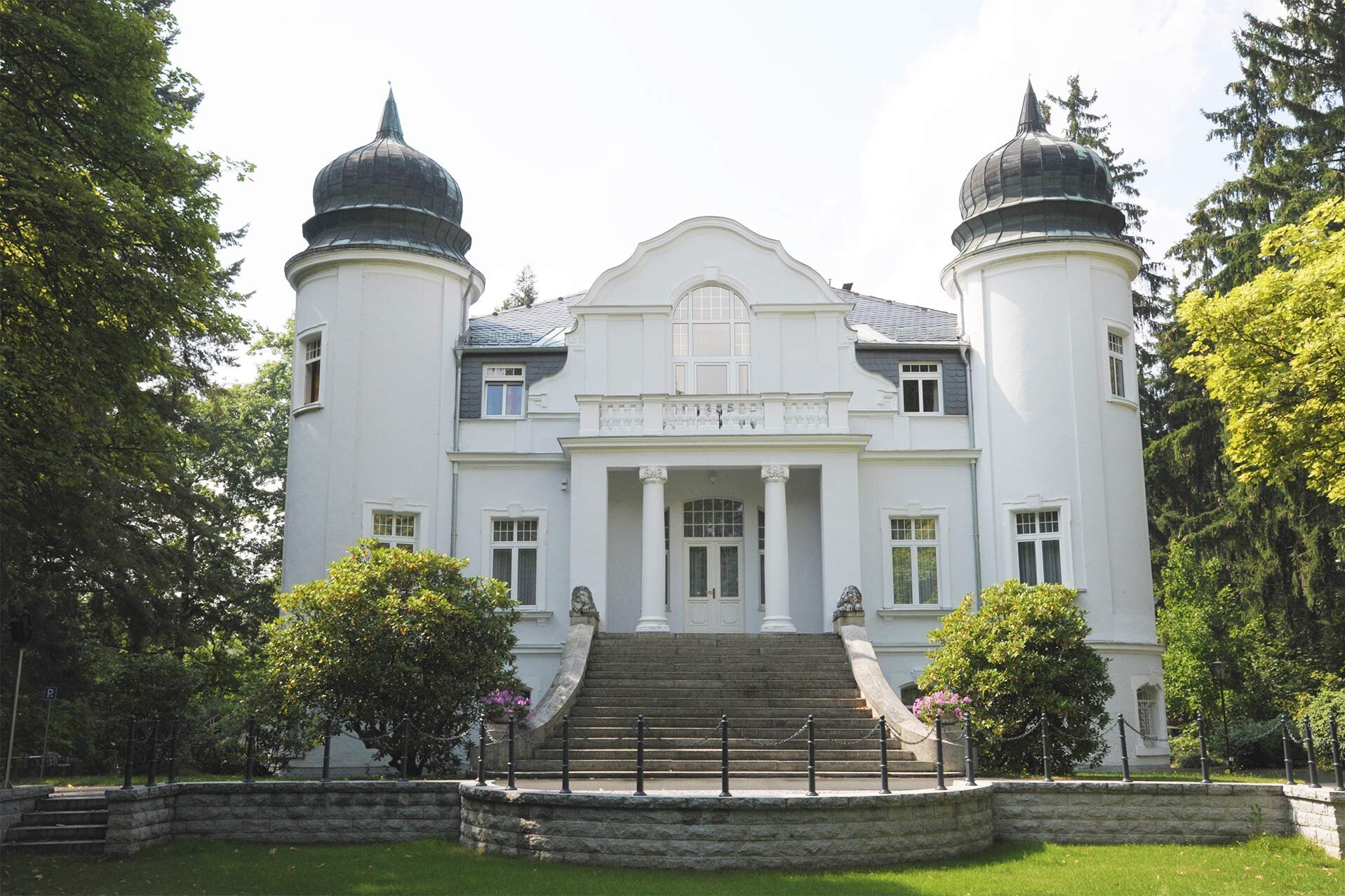 BildungsCampus Friedenshort – Jugendstilvilla mitten im Grünen