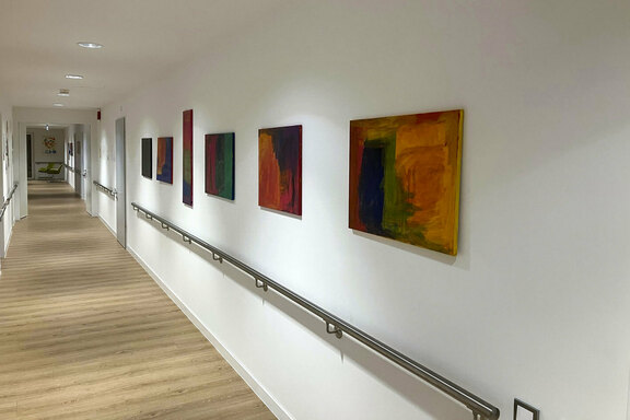 158x Kunst in der AWG Retzowstraße