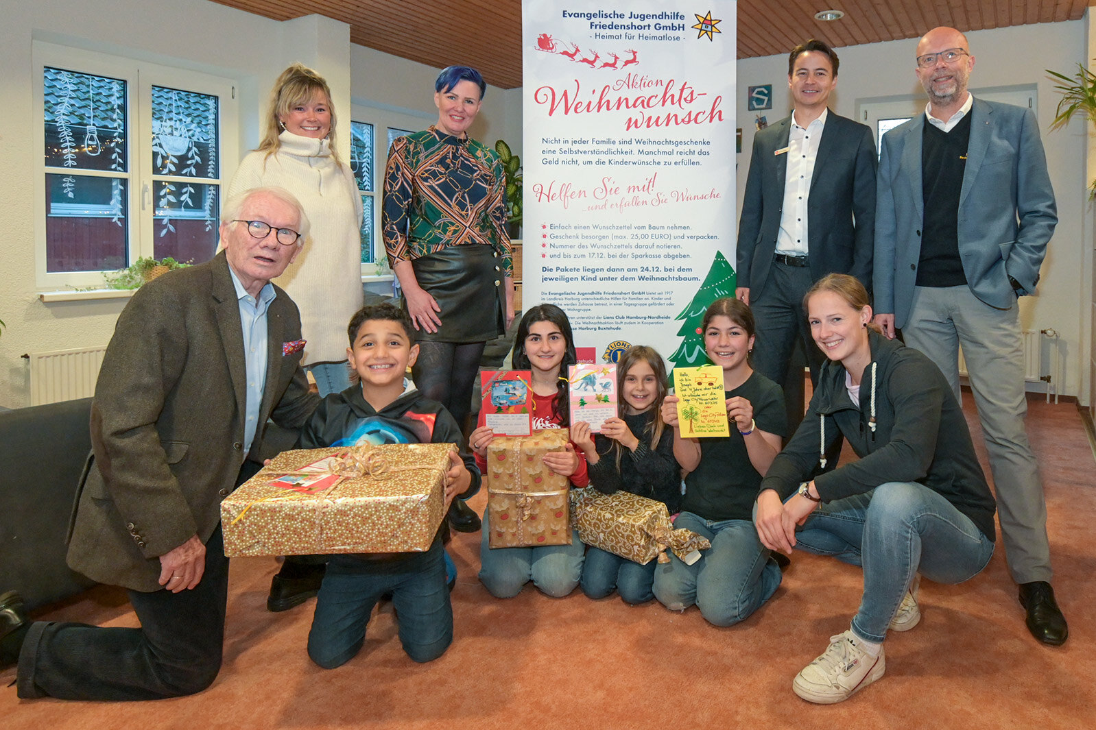 Beteiligte Personen starten die Aktion