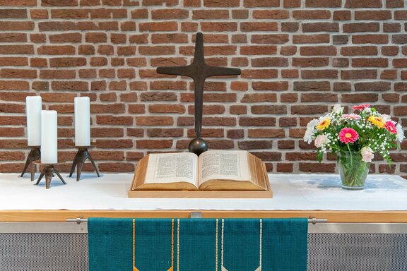 Altar in der Friedenshort-Kirche  