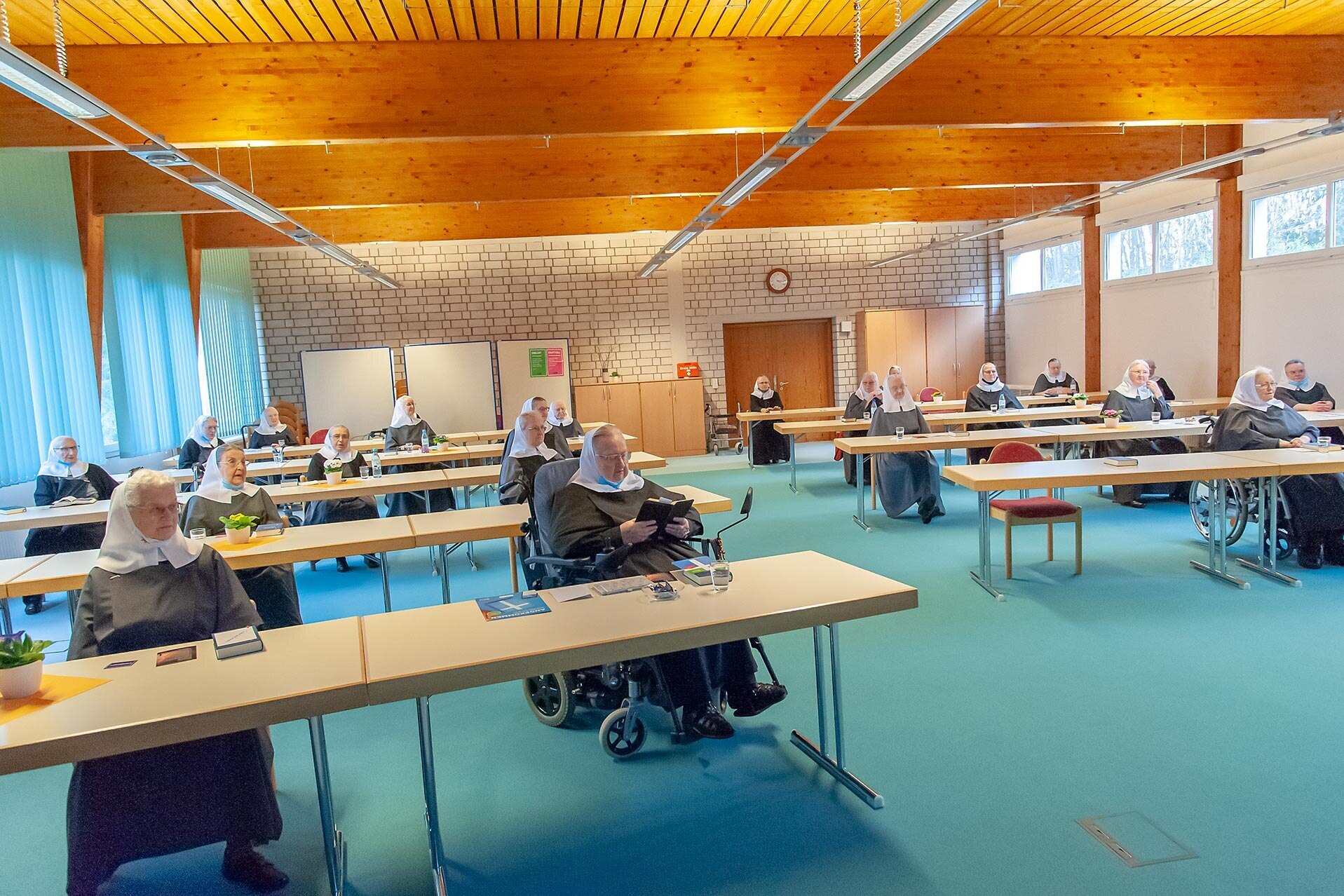 Gemeinsame Bibelarbeiten an den Schwesterntagen