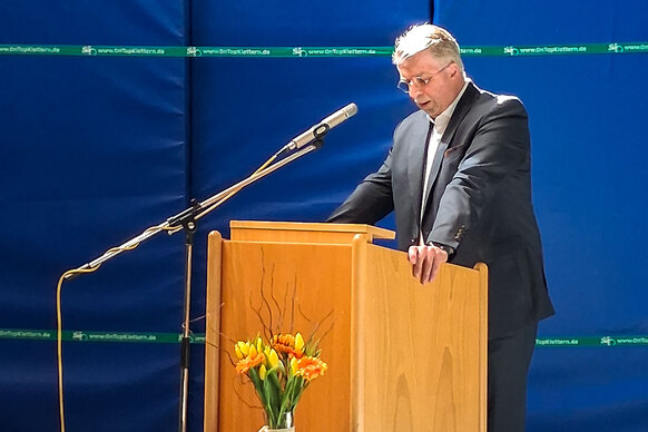 Grußwort der Geschäftsführung von Kaufmännischem Leiter Götz-Tilman Hadem
