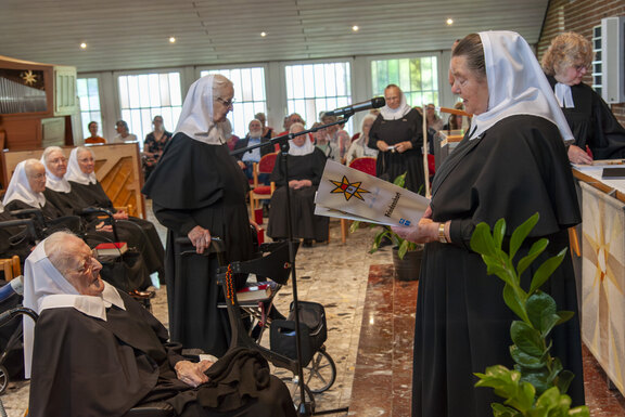 Gottesdienst mit Jubilarinnenehrung