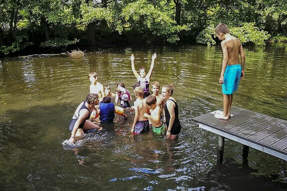 Das Planschen im See machte sichtlich Freude