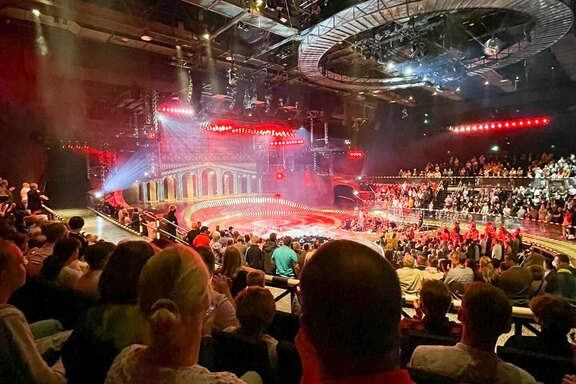 Auch die Lichteffekte sorgten für Begeisterung Auch die Lichteffekte sorgten für Begeisterung