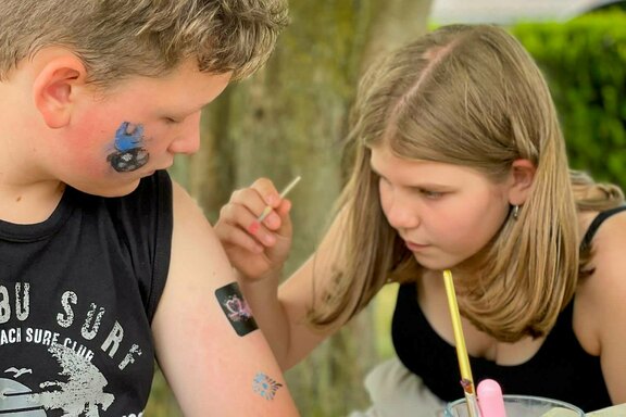 Aktionsstand Kinderschminken Aktionsstand Kinderschminken