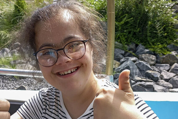 Fröhliche Teilnehmende beim Ausflug nach Hannover