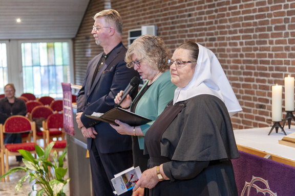 Impressionen aus der Andacht mit Einführung