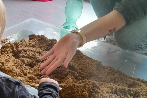 Spannende Schatzsuche im Sand Spannende Schatzsuche im Sand