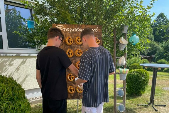 An der Brezelwand An der Brezelwand