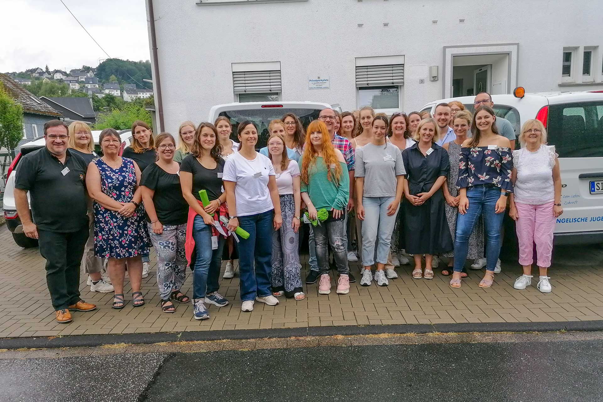 Einen sehr informativen Tag bereitete der Friedenshort für das Jugendamt der Stadt Siegen vor, hier die Station WG Niederschelden