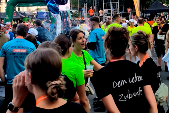 Geschafft! Entspanntes Durchatmen auf dem Bismarckplatz