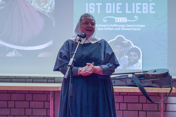 oberin sr. christine killies begrüßte die gäste